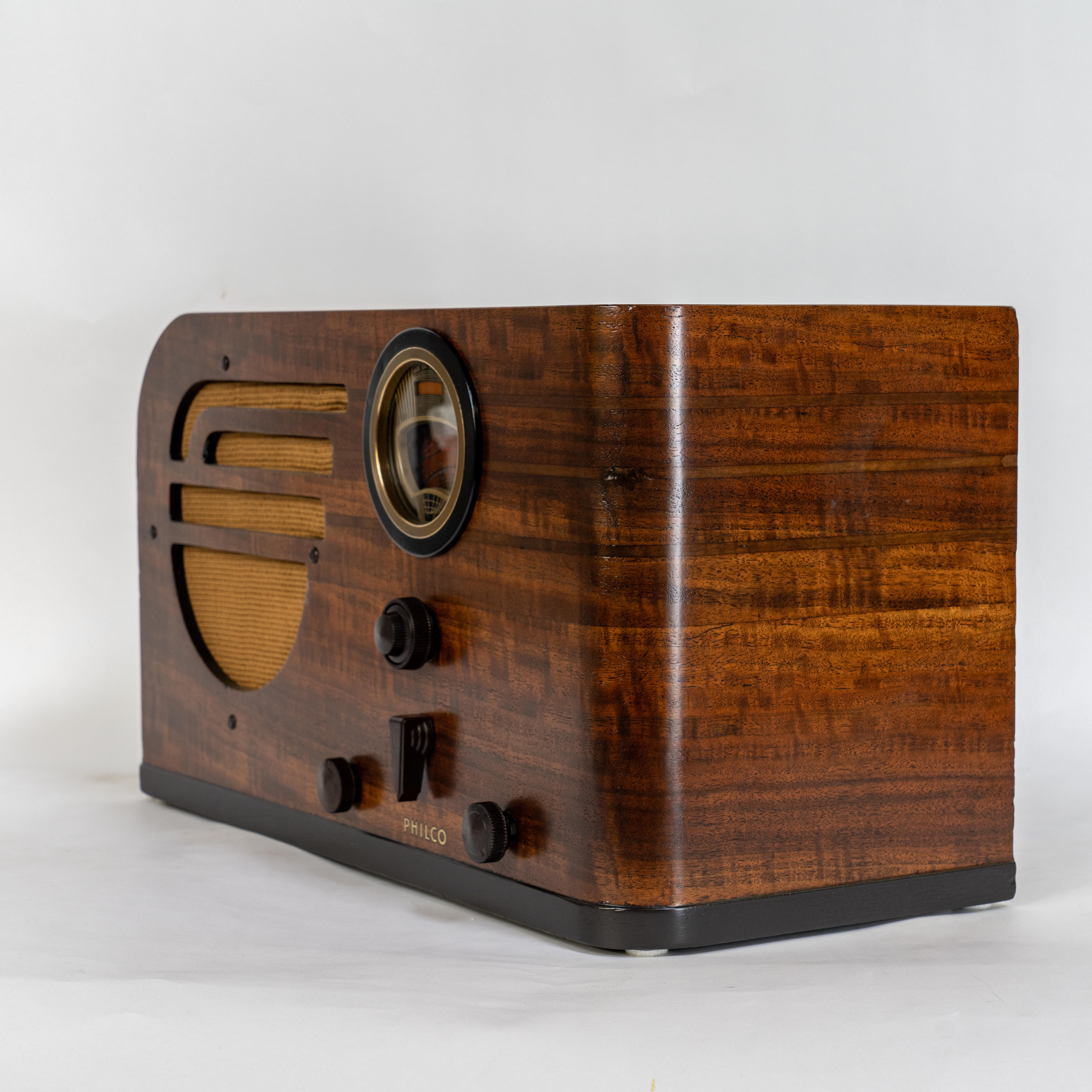 1937 Philco 37-630 Radio